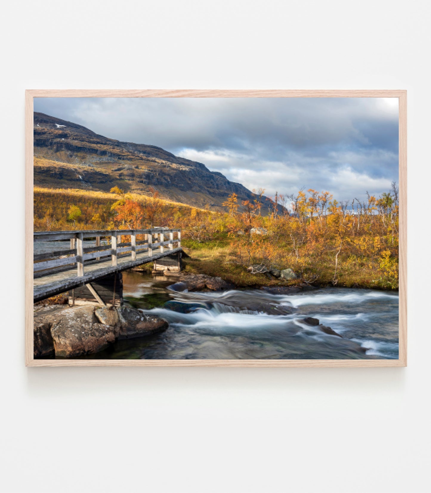 Höst vid Jåkken. Art print av fotograf Linnea Lundkvist 2026.
