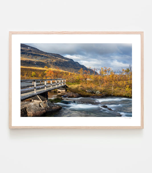 Höst vid Jåkken. Art print av fotograf Linnea Lundkvist 2026.