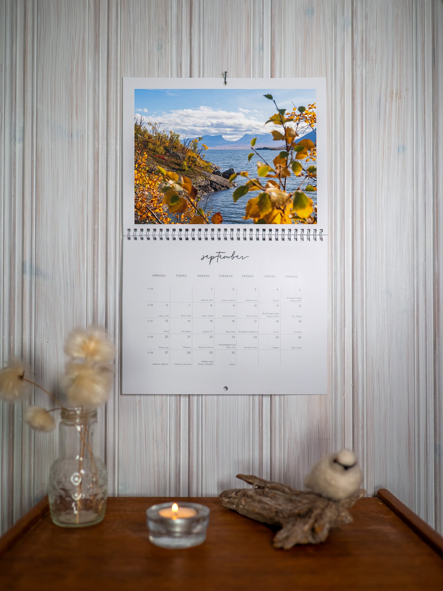 Kalender 2027 september mockup fotograf Linnea Lundkvist